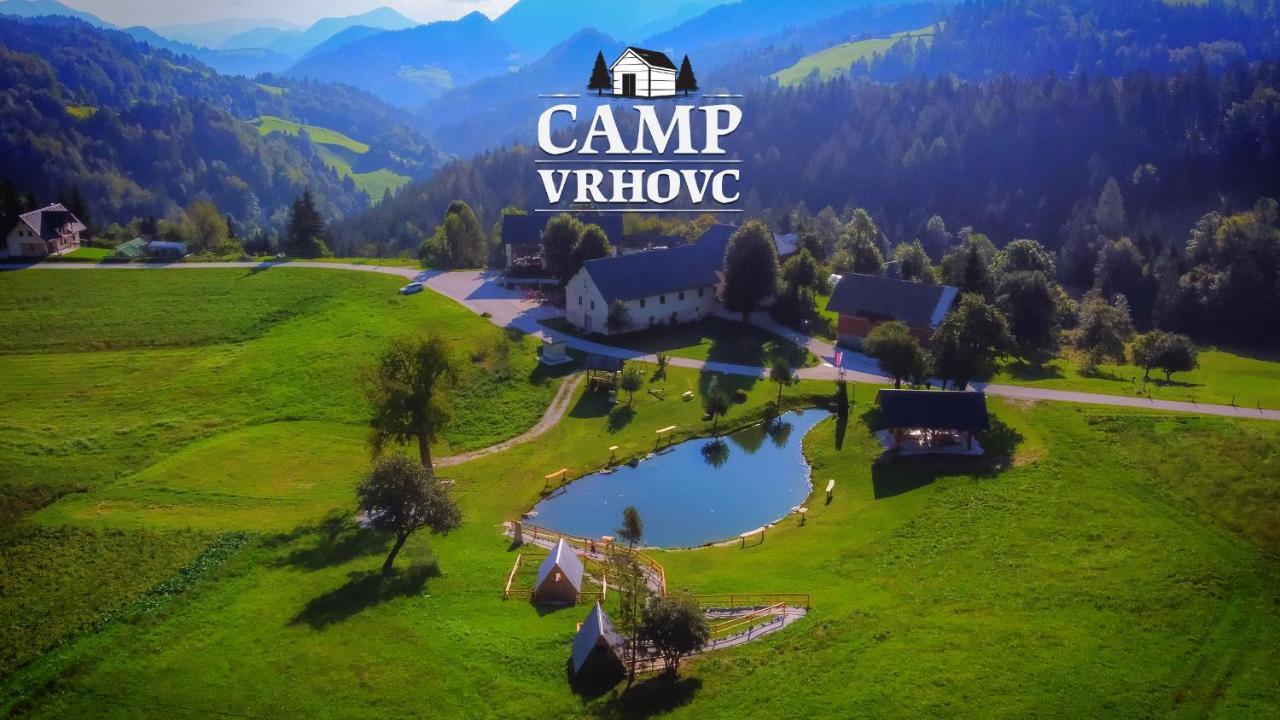 ホテル Glamping Vrhovc ゴレンスカ地方 エクステリア 写真