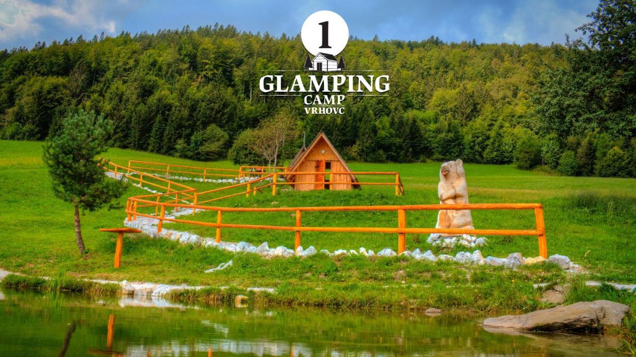 ホテル Glamping Vrhovc ゴレンスカ地方 エクステリア 写真